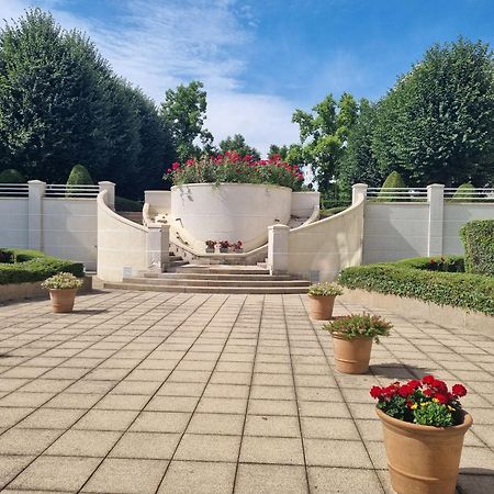 Chambre Avec Sdb Et Toilettes Privatives Rosny-sous-Bois Exterior photo