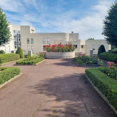 Chambre Avec Sdb Et Toilettes Privatives Rosny-sous-Bois Exterior photo